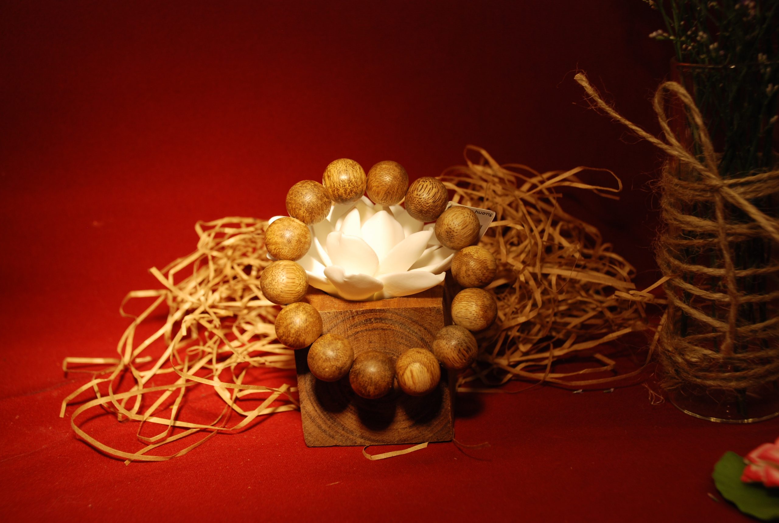Vòng tay Trầm Hương 650