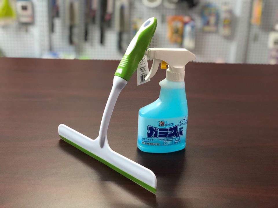Combo Chai xịt vệ sinh kính 300ml Rocket nội địa Nhật Bản