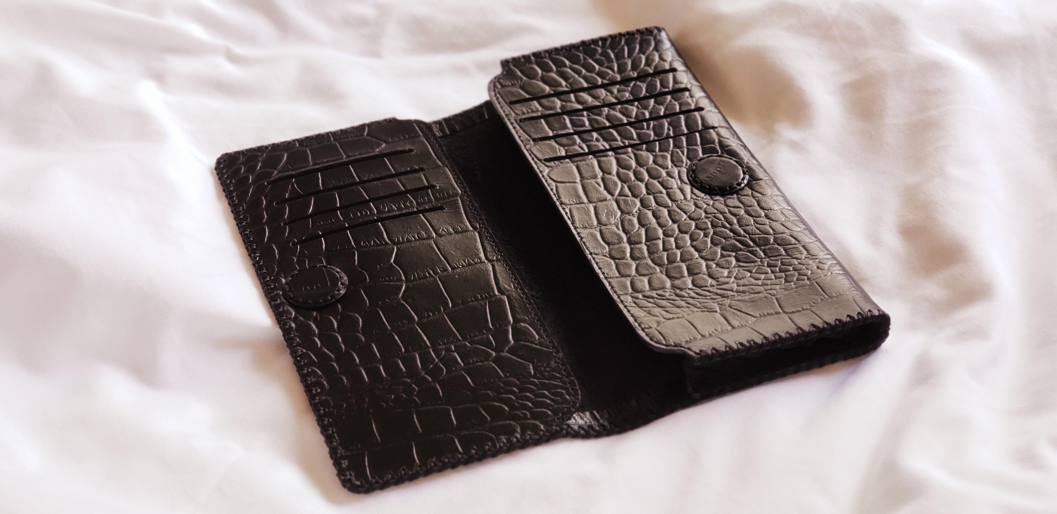 Ví da cầm tay nam handmade màu đen mã VDCTD3
