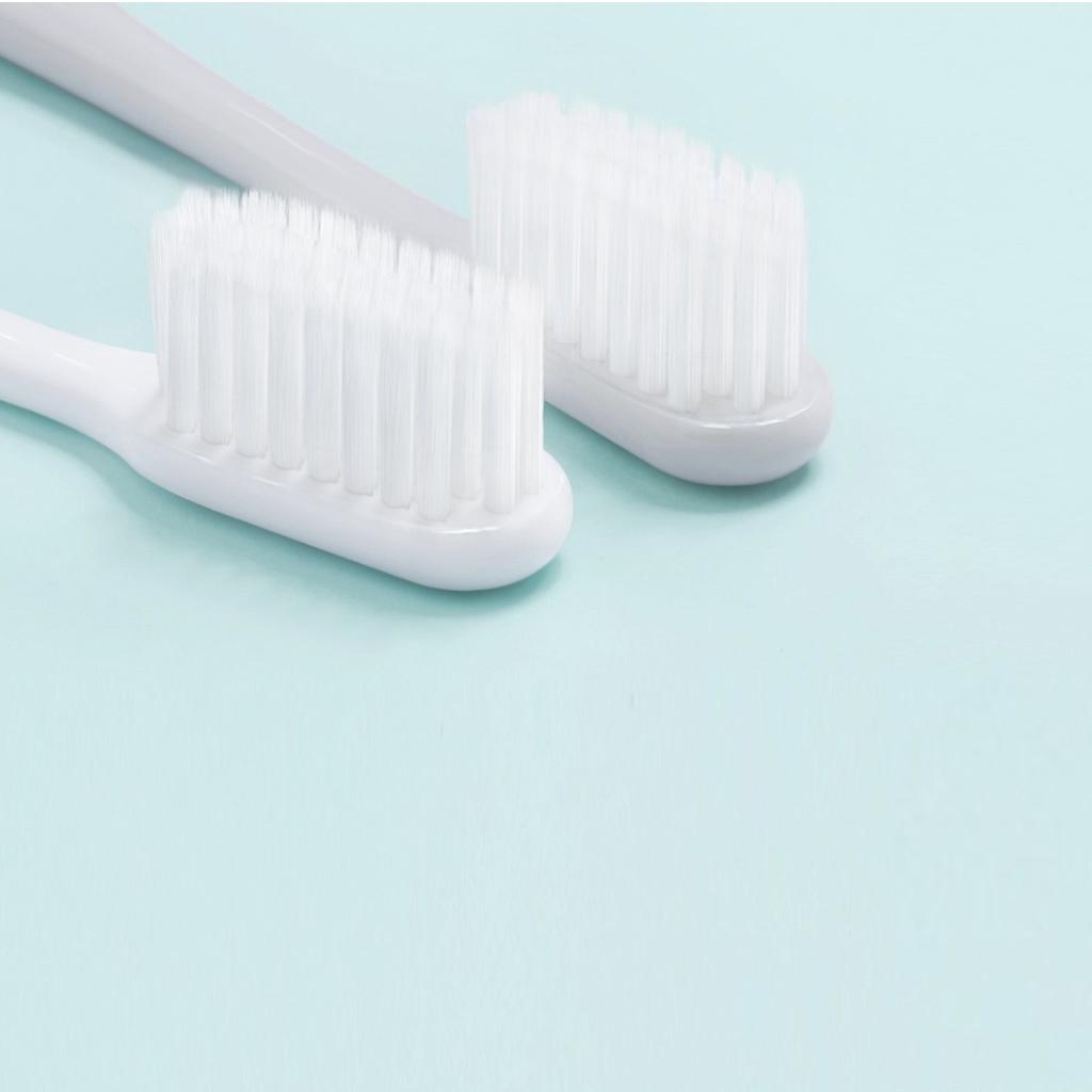 Travel &amp; Home, Portable PP Whitening Toothbrush, Premier Extra Clean, Manual Soft Toothbrush