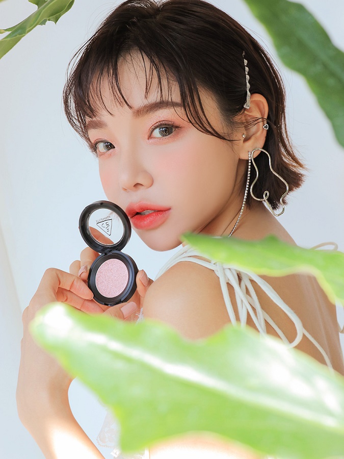 Phấn mắt nhũ 1 màu 3CE One Color Shadow #Venus