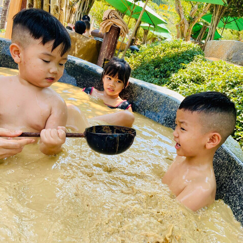 Vé Tắm Bùn Hòn Tằm. Bao Gồm Bữa Trưa. Merperle Hòn Tằm Resort Nha Trang 5*.
