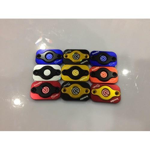 Nắp tay dầu trên gắn xe sirius