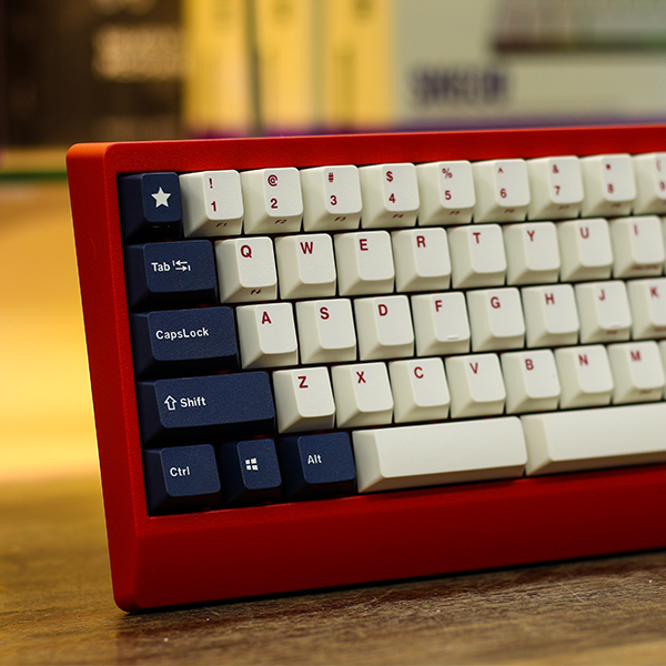 Bàn phím cơ Leopold FC650MDS PD White Navy Red Font Blue Star (Red Case) - Hàng chính hãng