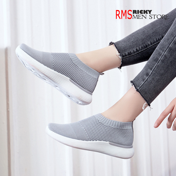 Giày Lười Vải Nữ Tuổi Trung Niên Cho Mẹ , Kiểu Dáng Basic - Giày Thể Thao Nữ vải Thoáng Khí , Êm Chân