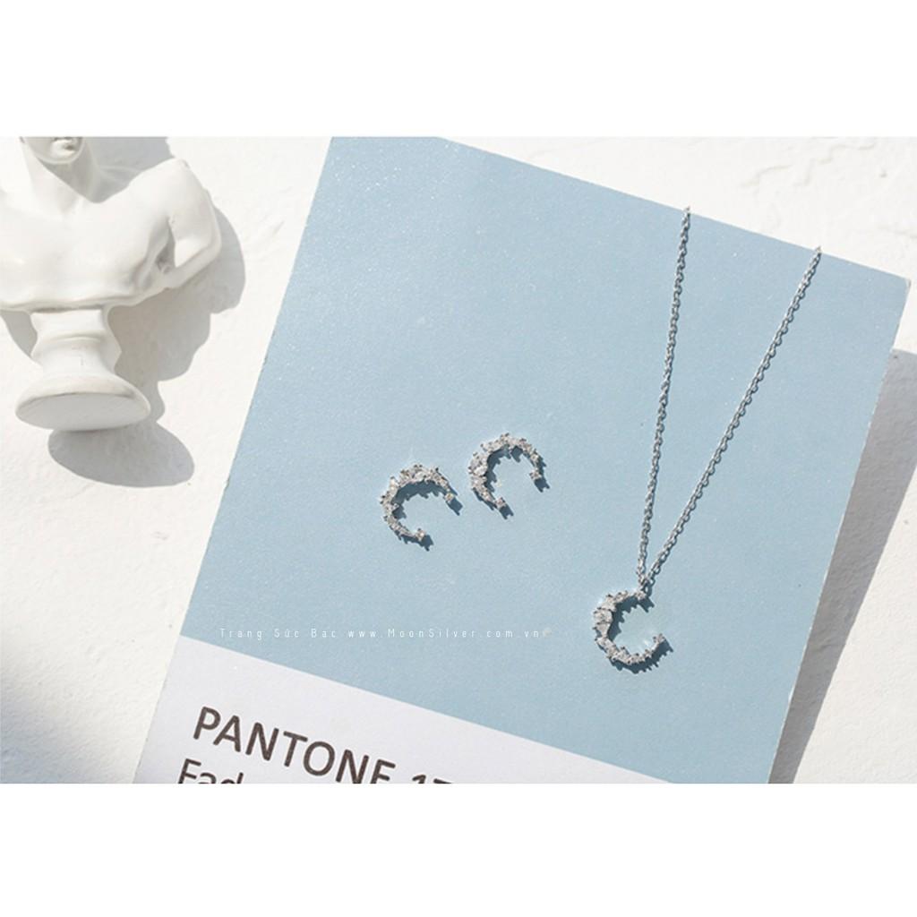 Khuyên tai bạc hình trăng khuyết