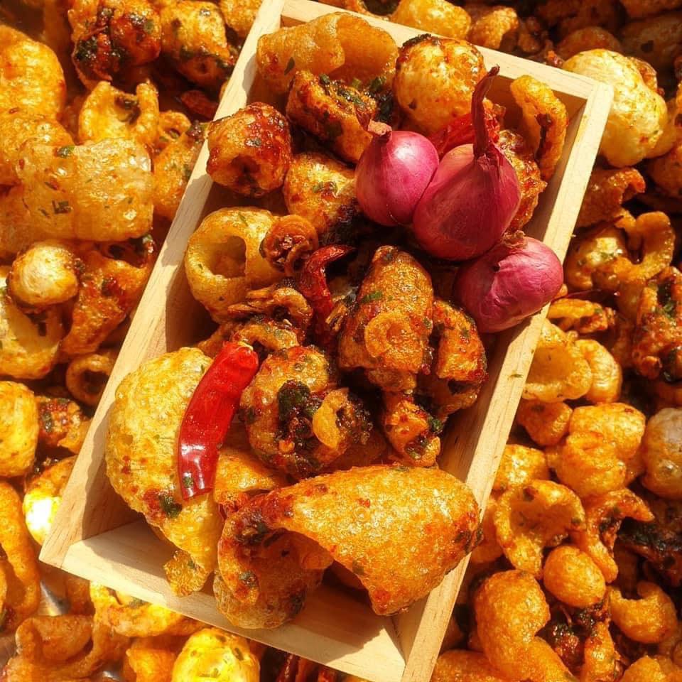 Da heo chiên giòn tỏi ớt Nàng Khô 140gr