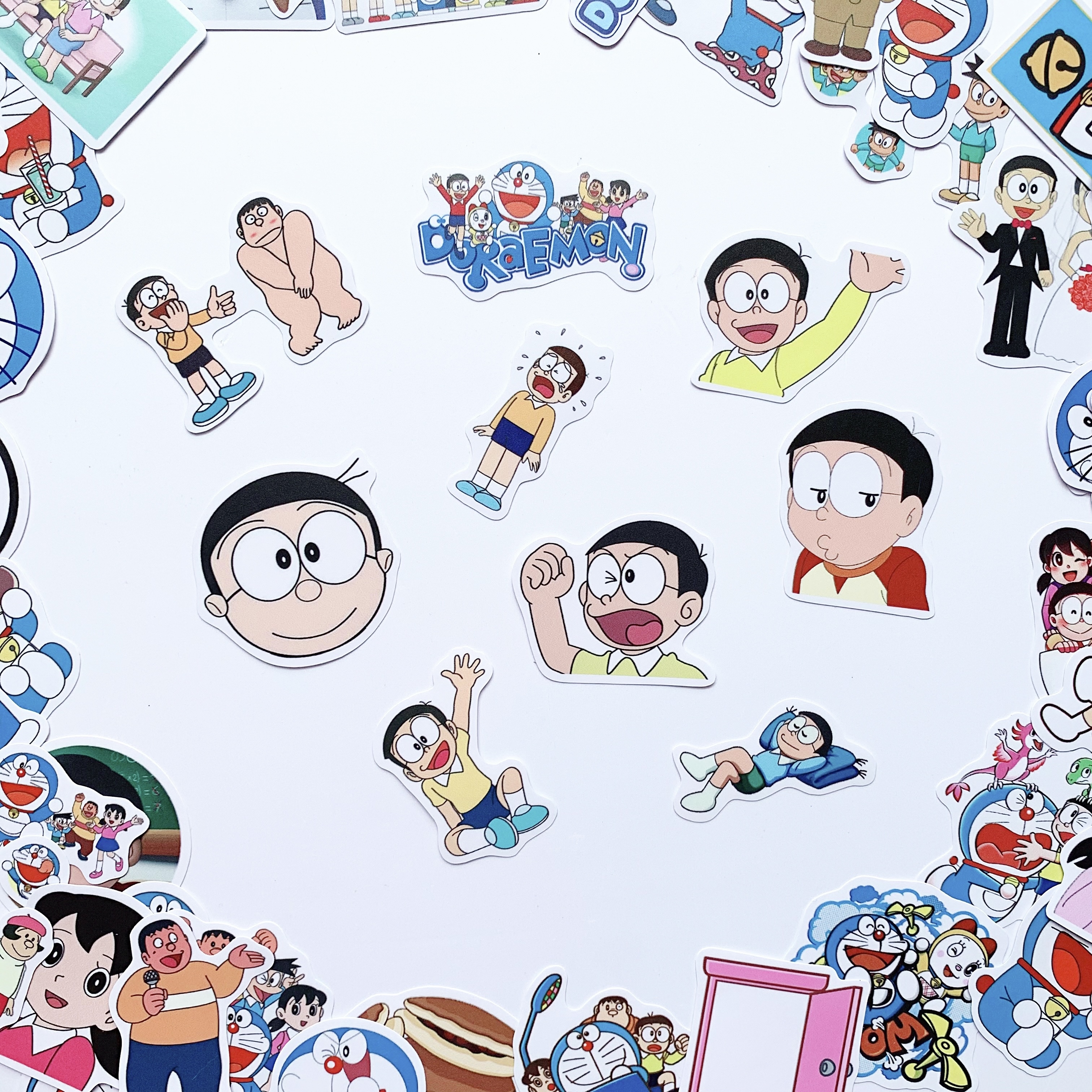 Nobita - Doraemon và những người bạn Sticker ngẫu nhiên  - Chất liệu PVC chất lượng cao chống nước - Kích thước 4-8cm