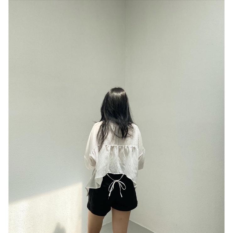 Áo sơ Mimi lệch lưng