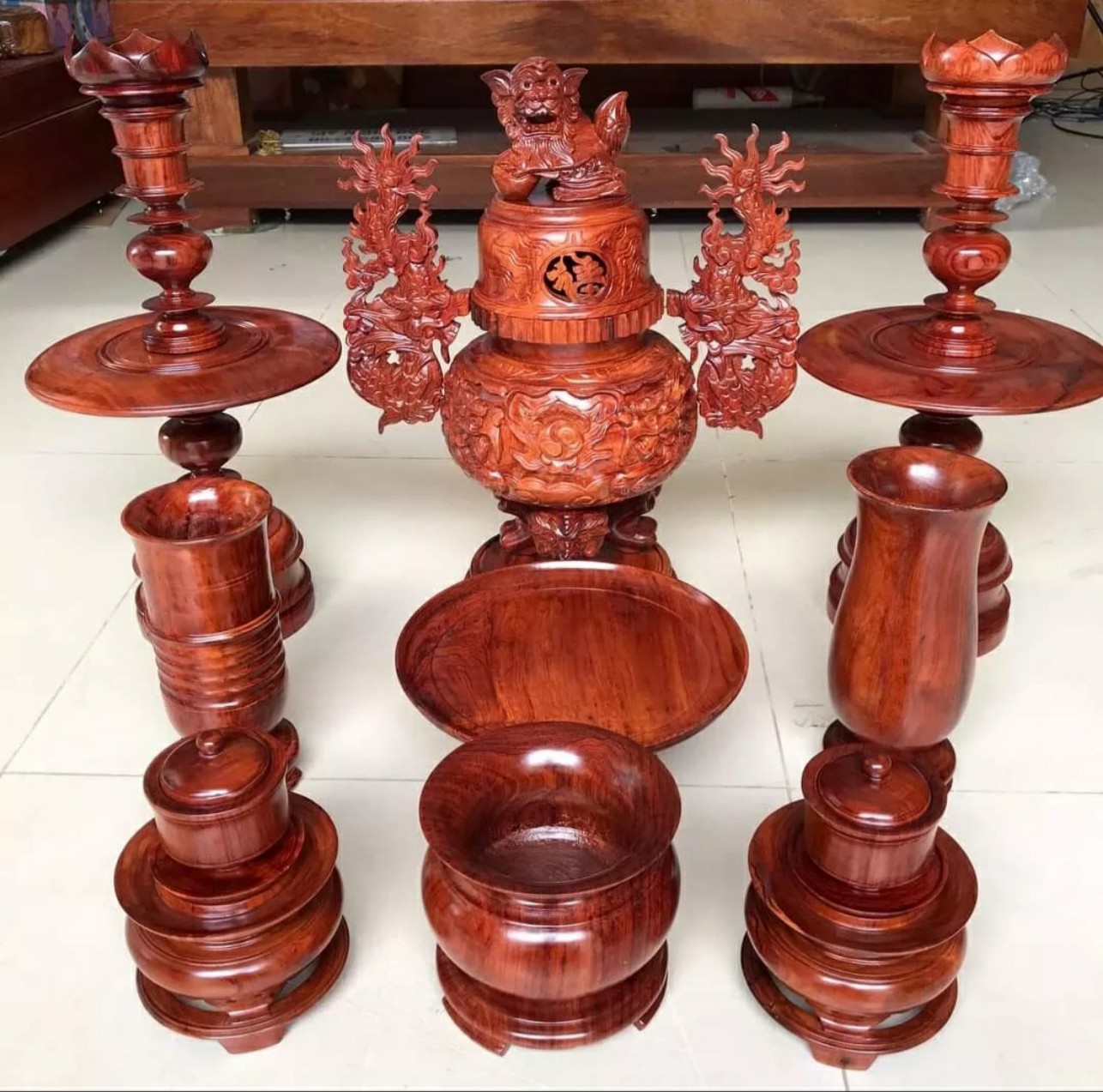 Bộ đồ thờ cúng 9 món gỗ hương cao 50 cm
