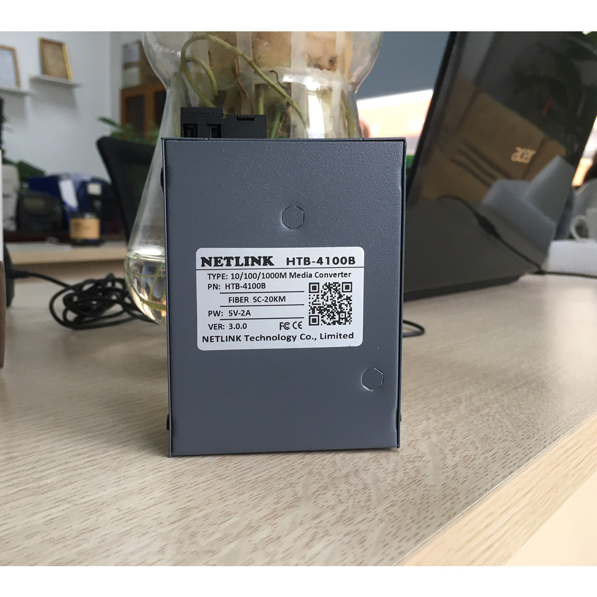 Thiết bị chuyển đổi quang điện Gigabit 10/100/1000M Netlink HTB-4100B - Hàng nhập khẩu