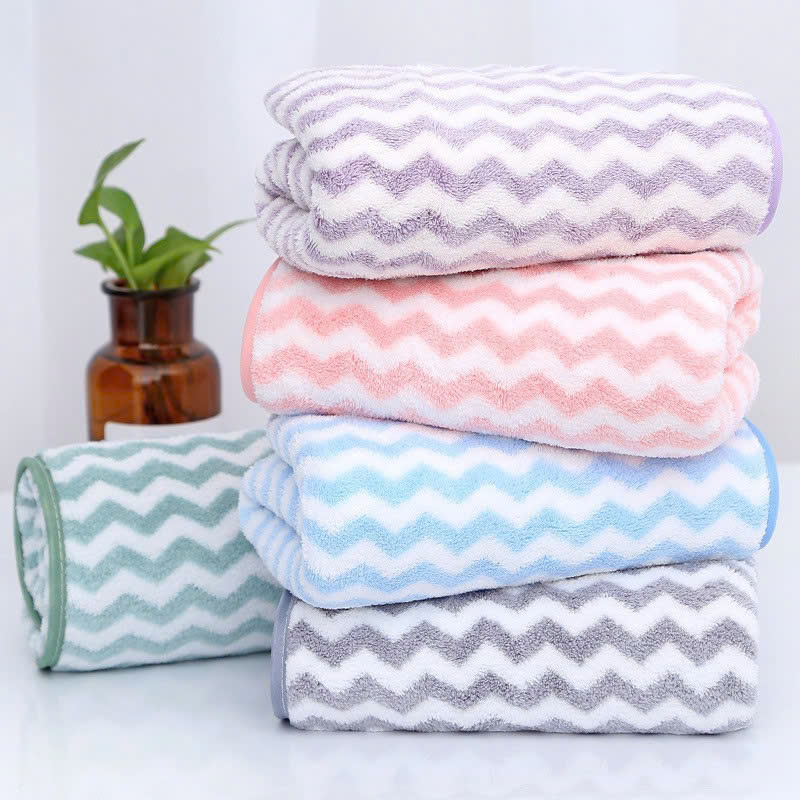 Khăn Tắm Bông San Hô (70x140cm) Mềm Mại Êm Ái Thấm Hút Tốt Và Nhanh Khô - Hàng Chính Hãng (Giao Màu Ngẫu Nhiên)