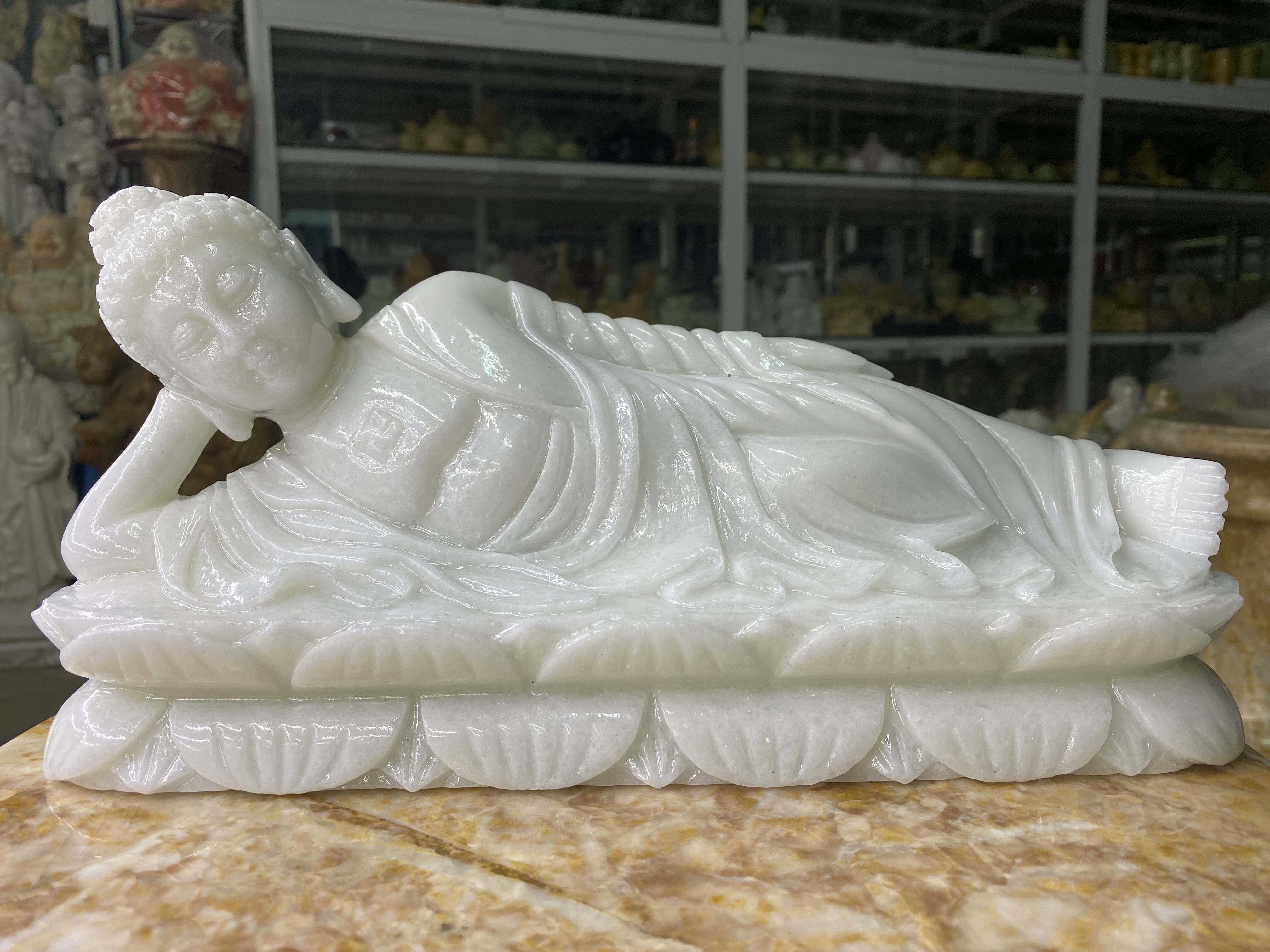 Tượng Phật Nhập Niết Bàn Đá Cẩm Thạch Trắng - ngang 30.5cm