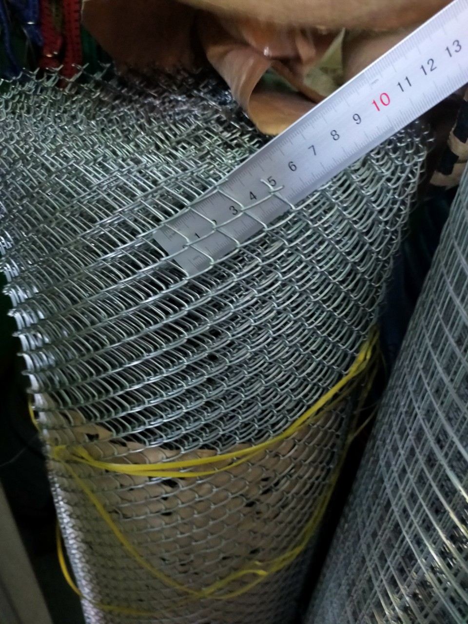 Lưới giăng rào chăn nuôi B10