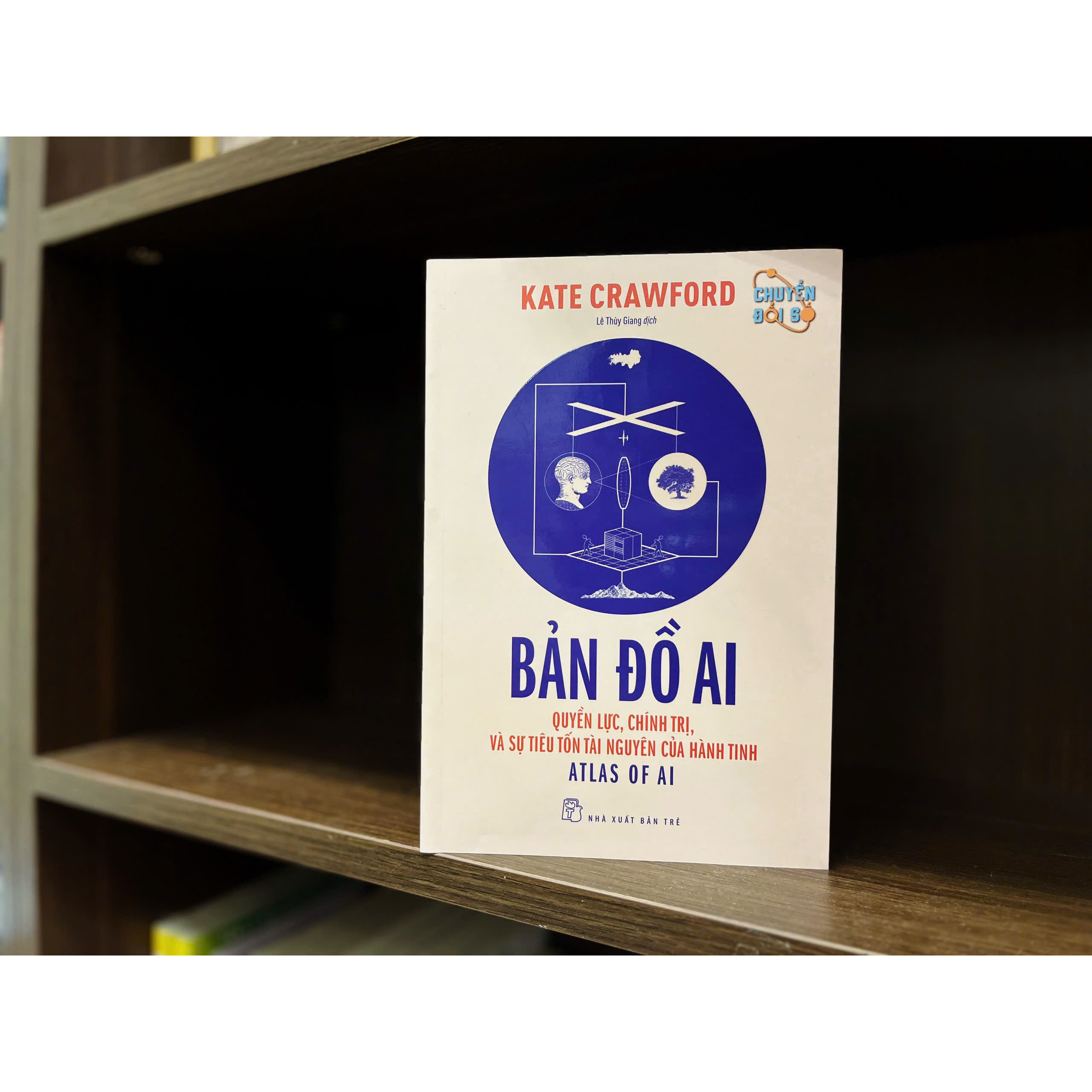 Bản đồ AI - Quyền lực, chính trị, và sự tiêu tốn tài nguyên của hành tinh