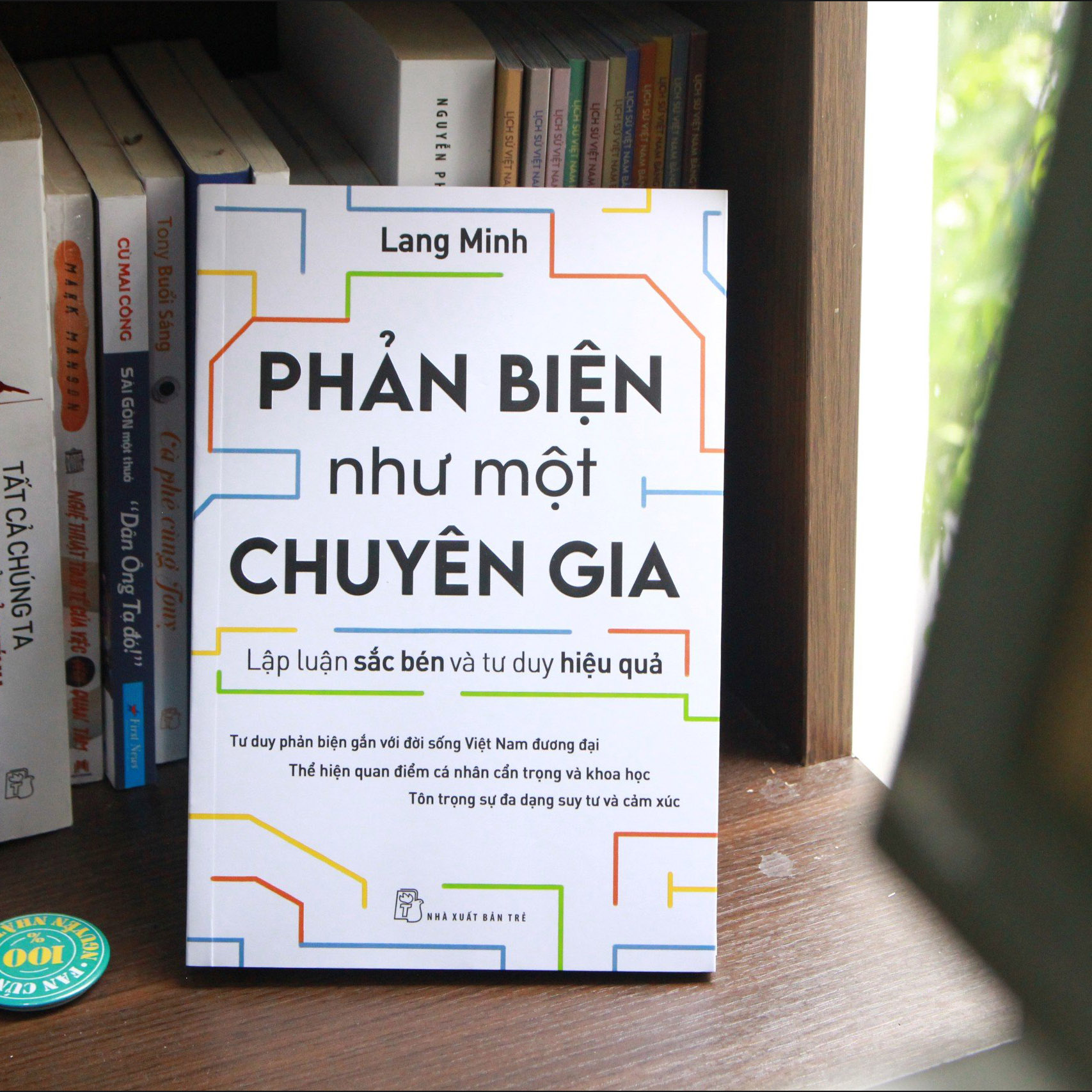 Phản biện như một chuyên gia - Lập luận sắc bén và tư duy hiệu quả