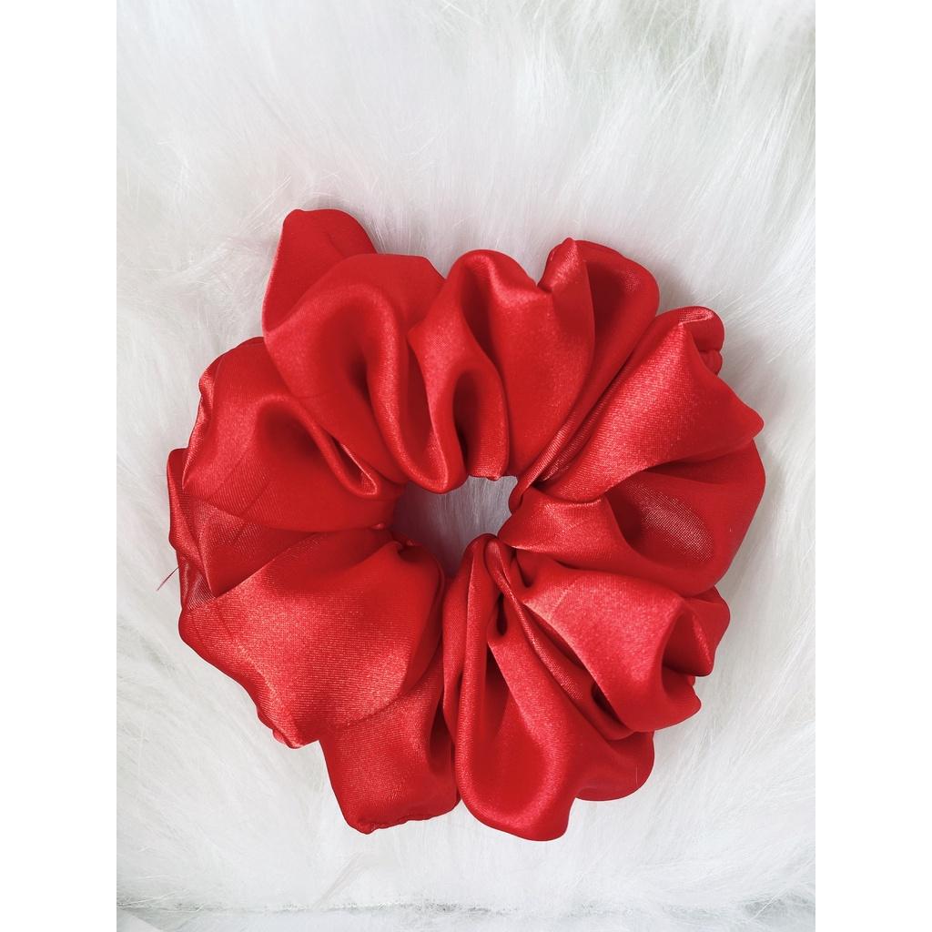 Combo dây đồng hồ apple watch và scrunchies dây cột tóc, buộc tóc vải satin lụa đỏ Noel