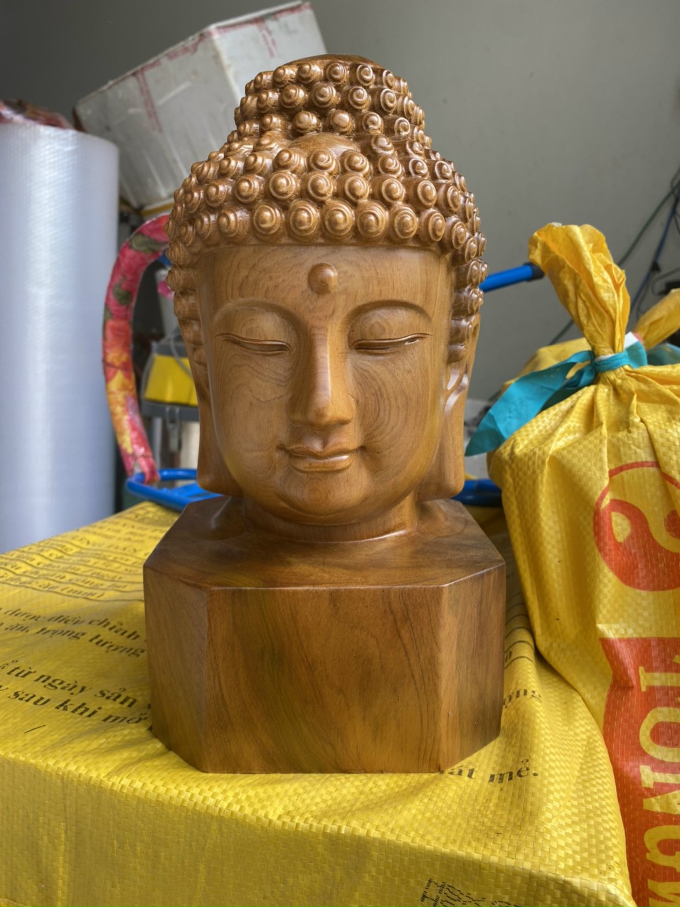 Tượng Diện Phật Gỗ