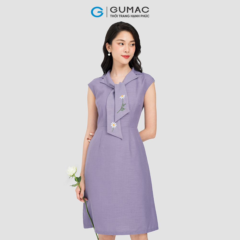 Đầm form A GUMAC DC08130 cổ V tay rơi thêu hoa