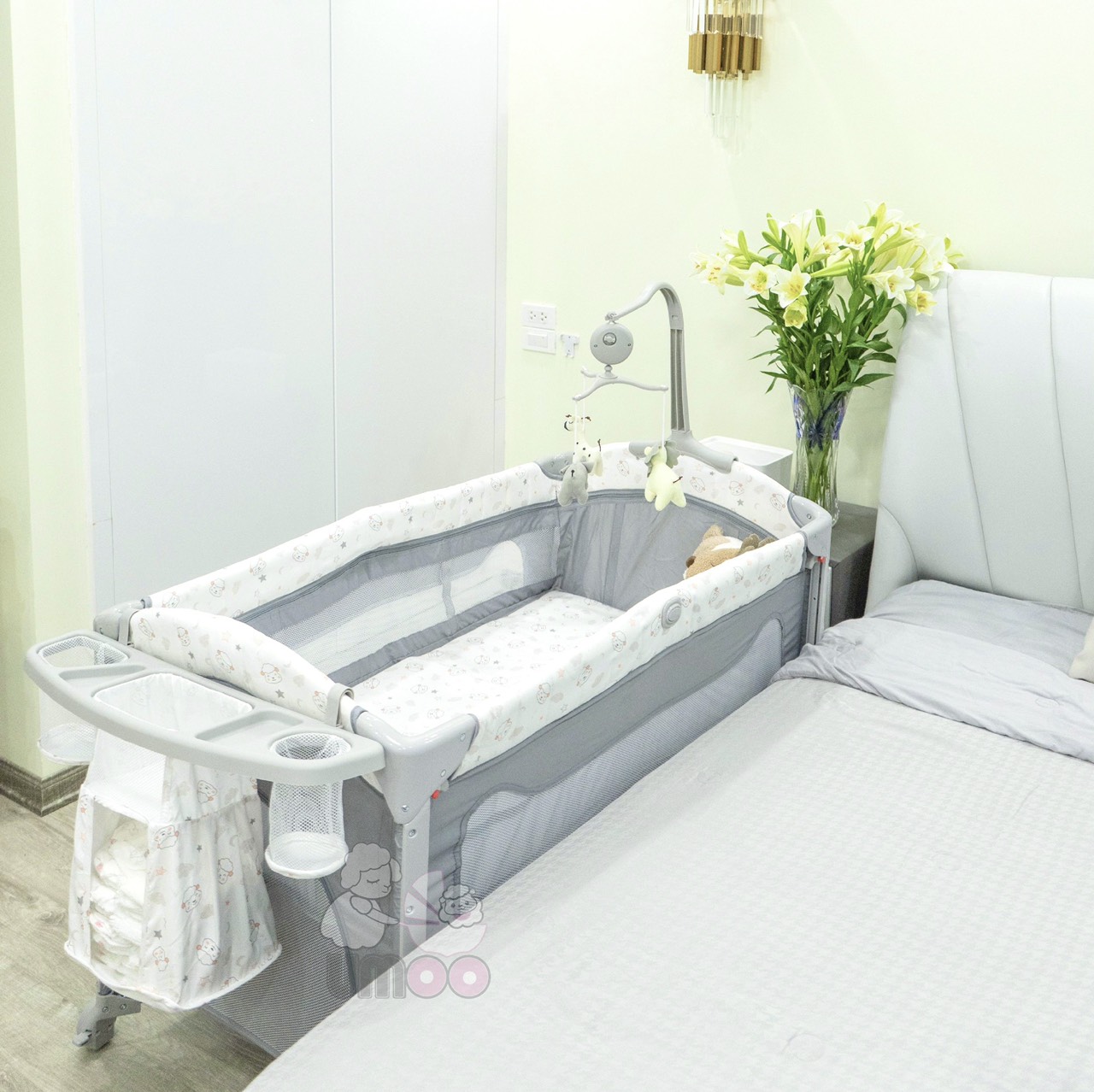 Nôi cũi vải gấp gọn đa năng umoo um-08108 chính hãng sang chảnh