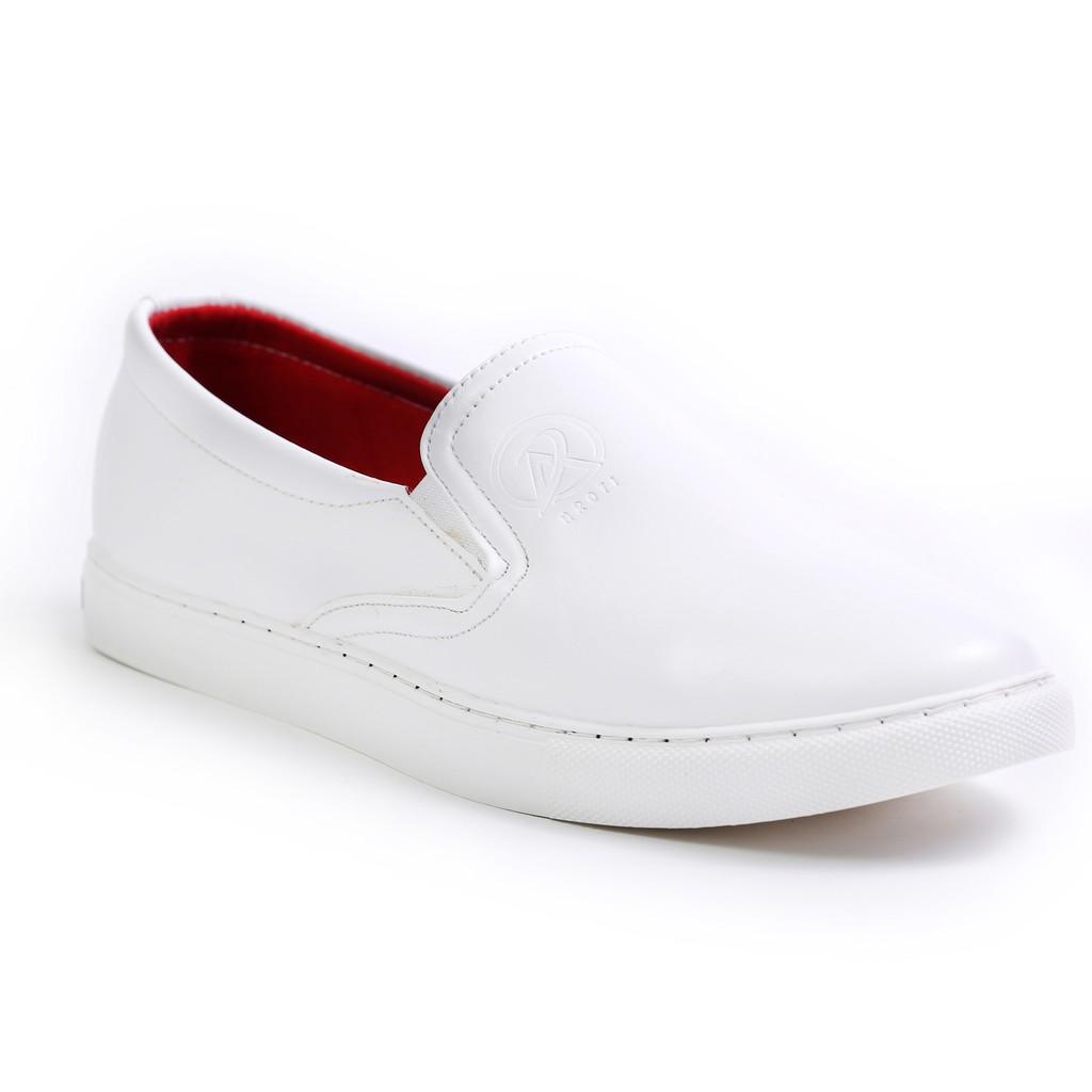 Giày Slip On Nam Aroti Đế Khâu Chắc Chắn Phong Cách Đơn Giản Màu Trắng - M498-TRANG(VT)-Kèm Vòng Tay Phong Thủy