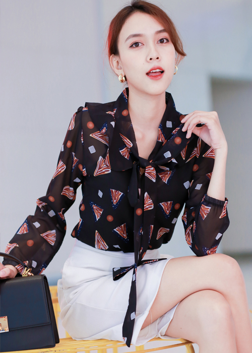 ÁO SƠ MI NỮ HỌA TIẾT TAM GIÁC A55656