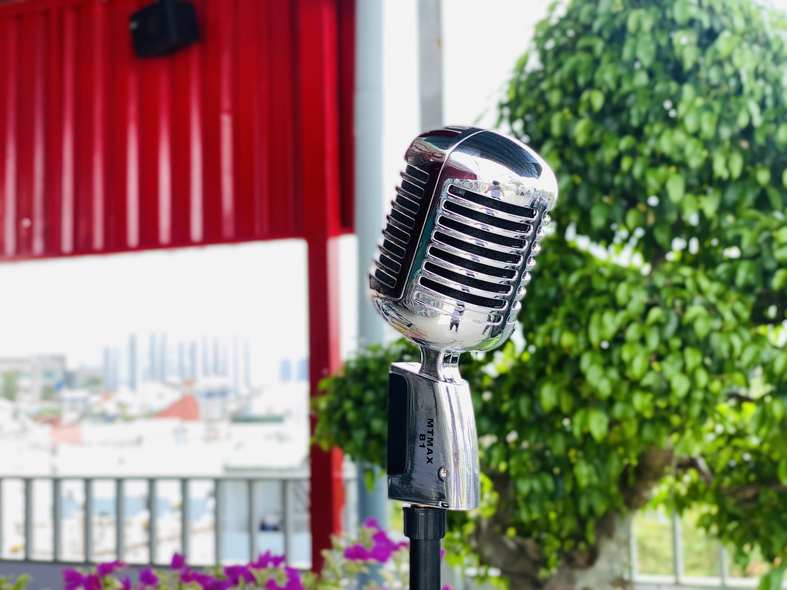 Combo Karaoke Cổ Điển MTMax B1 & Chân Đứng Phòng Thu 2m - Bộ Combo Livestream, Hát Sân Khấu Cực Đỉnh Bảo Hành 12 Tháng Tặng Kèm Bộ Cáp Micro Dài 5M hàng chính hãng
