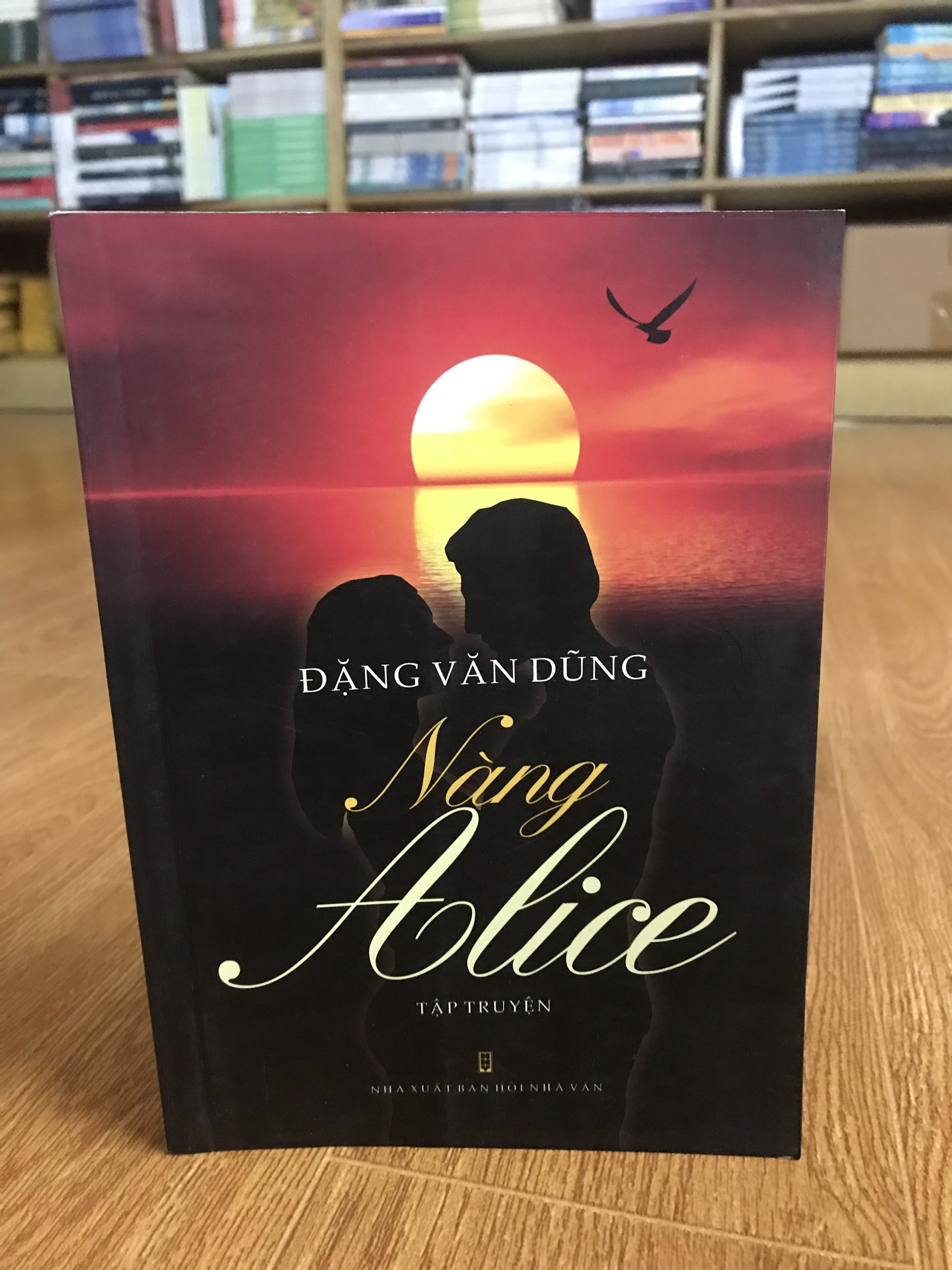 Nàng Alice - tập truyện ngắn của Đặng Văn Dũng