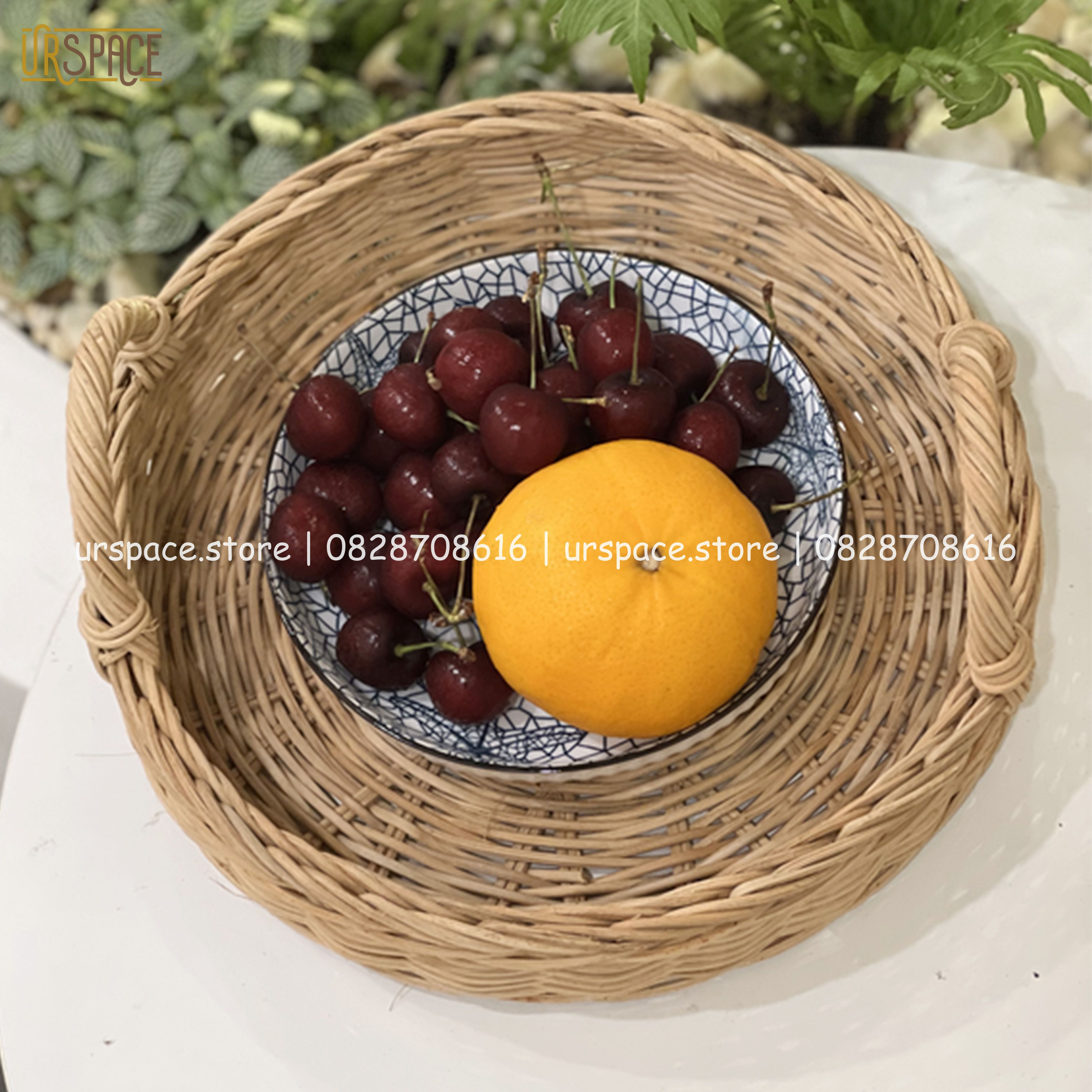 Khay mây đựng trái cây, khay mây tròn đựng bánh kẹo/ Hand-woven round rattan tray with handles