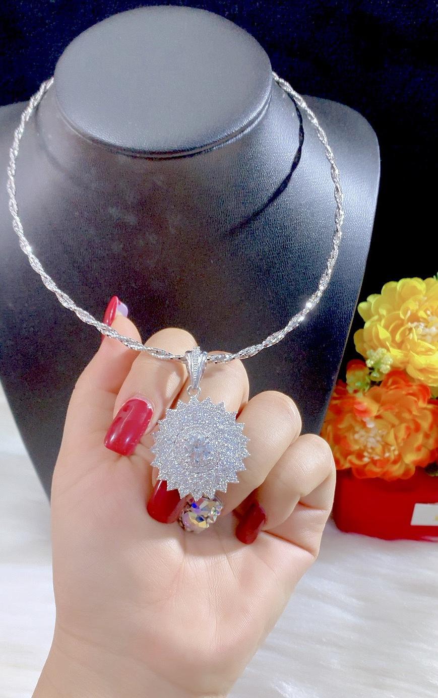 Kiềng cổ mặt xoàn mạ bạch kim cao cấp P157