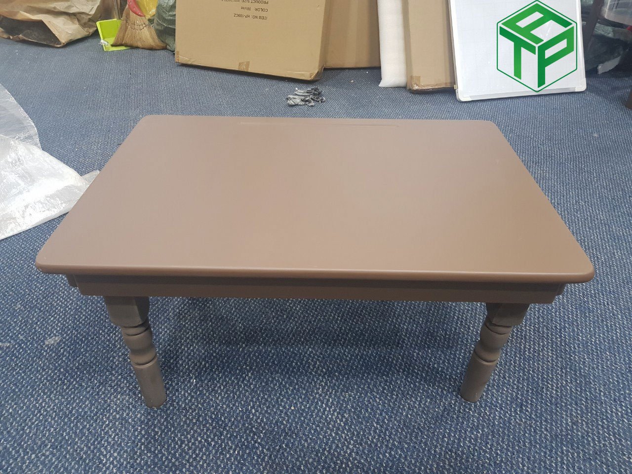 Bàn trà gỗ chân tiện nâu 50x70