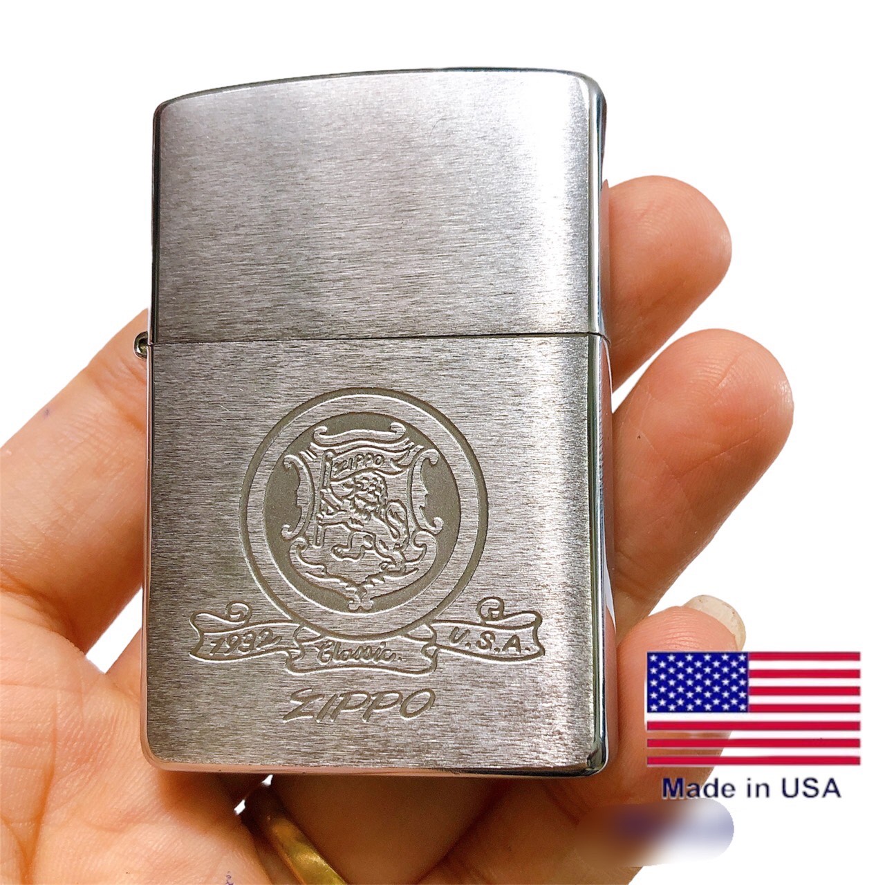 Bật lửa Ziippo Mỹ Chrome xước ngang khắc ăn mòn 1932 Class U.S.A, sản xuất 1998