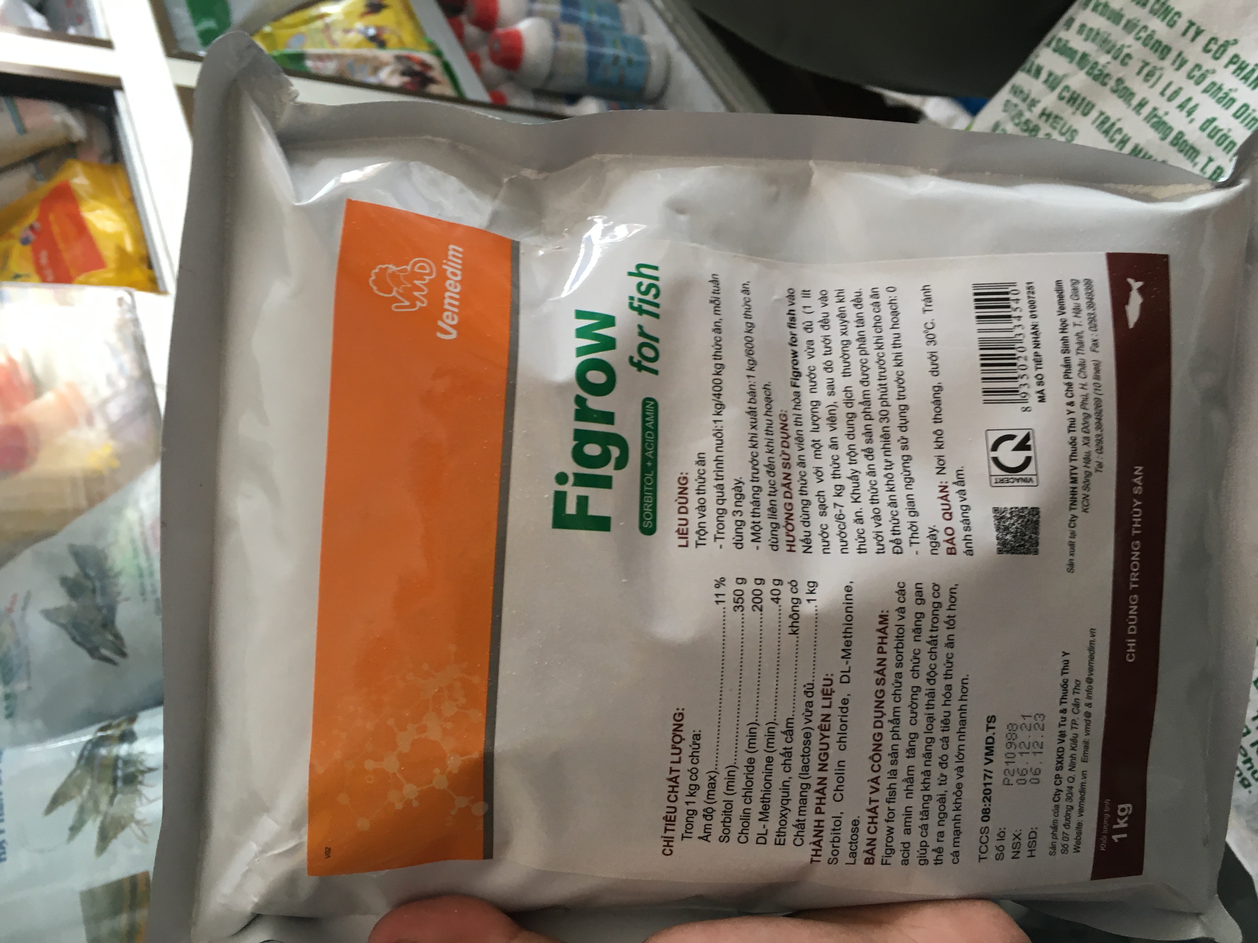 Figrow for fish tăng cường làm tốt gan ,đào thải , phục hồi cá khoẻ nhanh, tiêu tốt, mạnh khoẻ , mau lớn dùng cho ao hồ bể cá lóc, cá basa , cá rô, cá kèo ,ếch ....vemedim