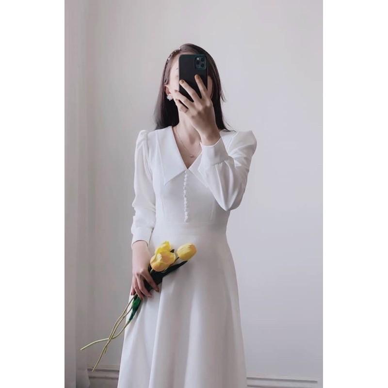 Đầm trắng tay dài nút bọc