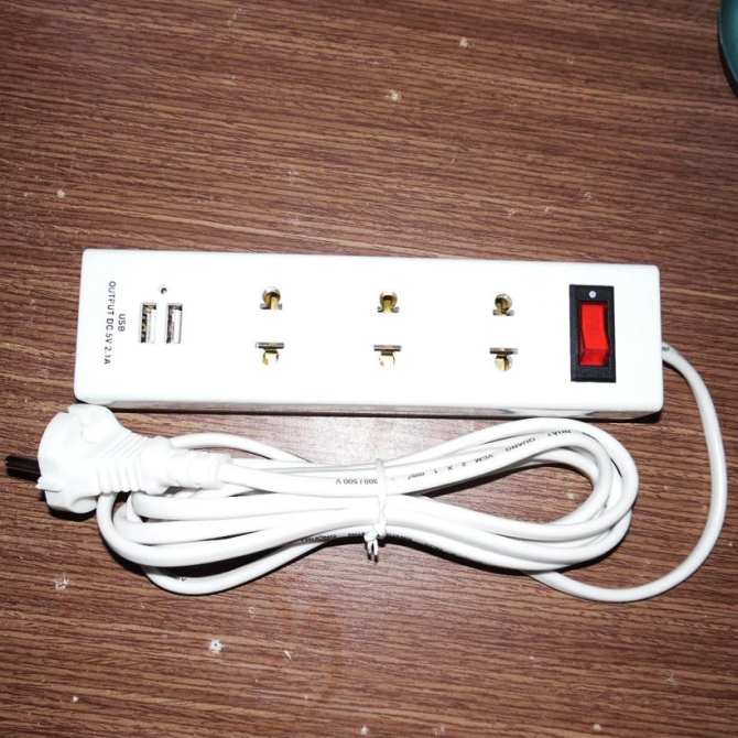 Ổ cắm điện cao cấp Nhật Quang NQ-D4USB 3000W