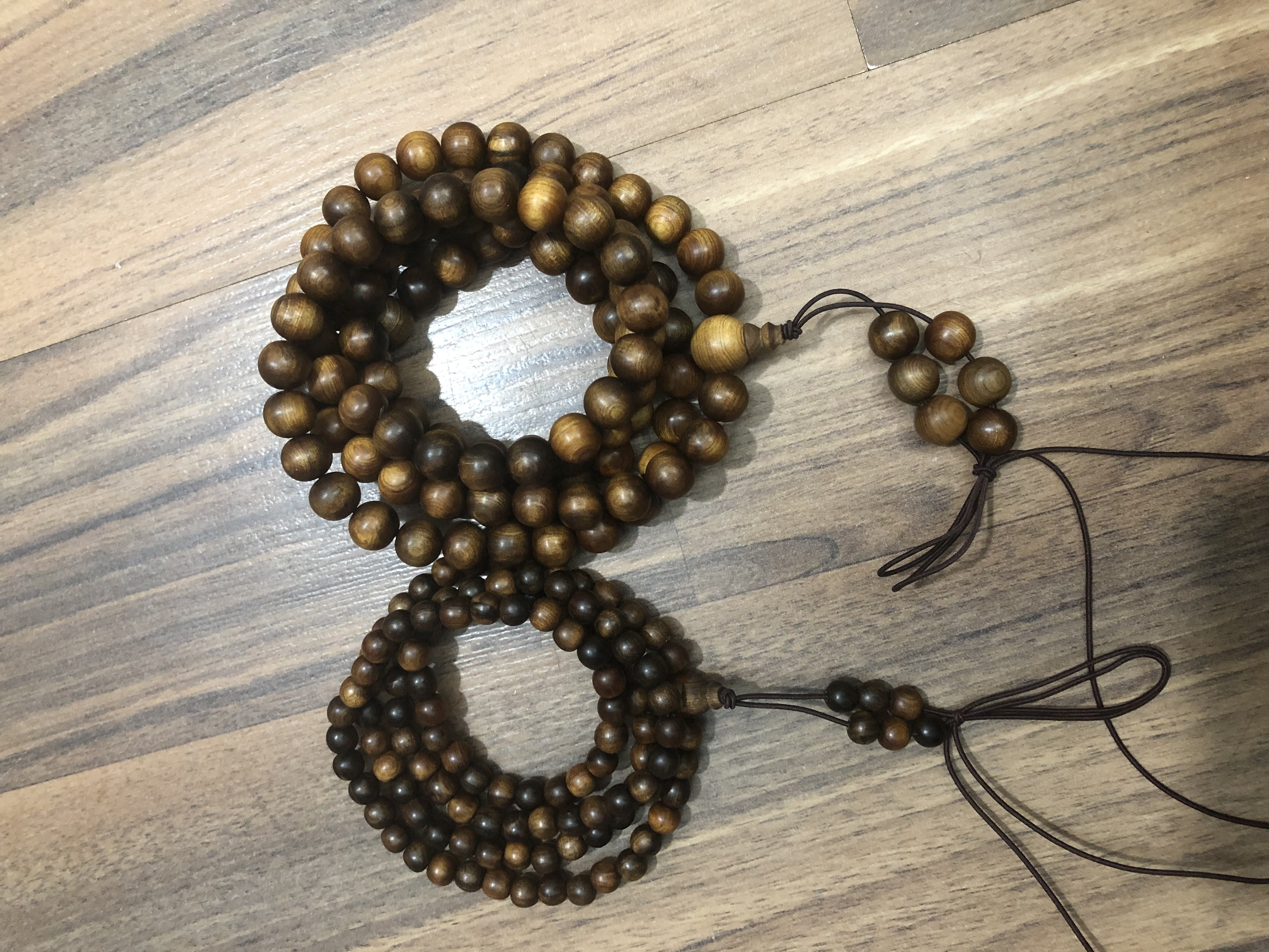 Chuỗi vòng tay/vòng cổ 2 in 1 108 hạt gỗ Bách Xanh chìm nước Mang lại May Mắn cho người sở hữu - Bracelet of HAHANCO