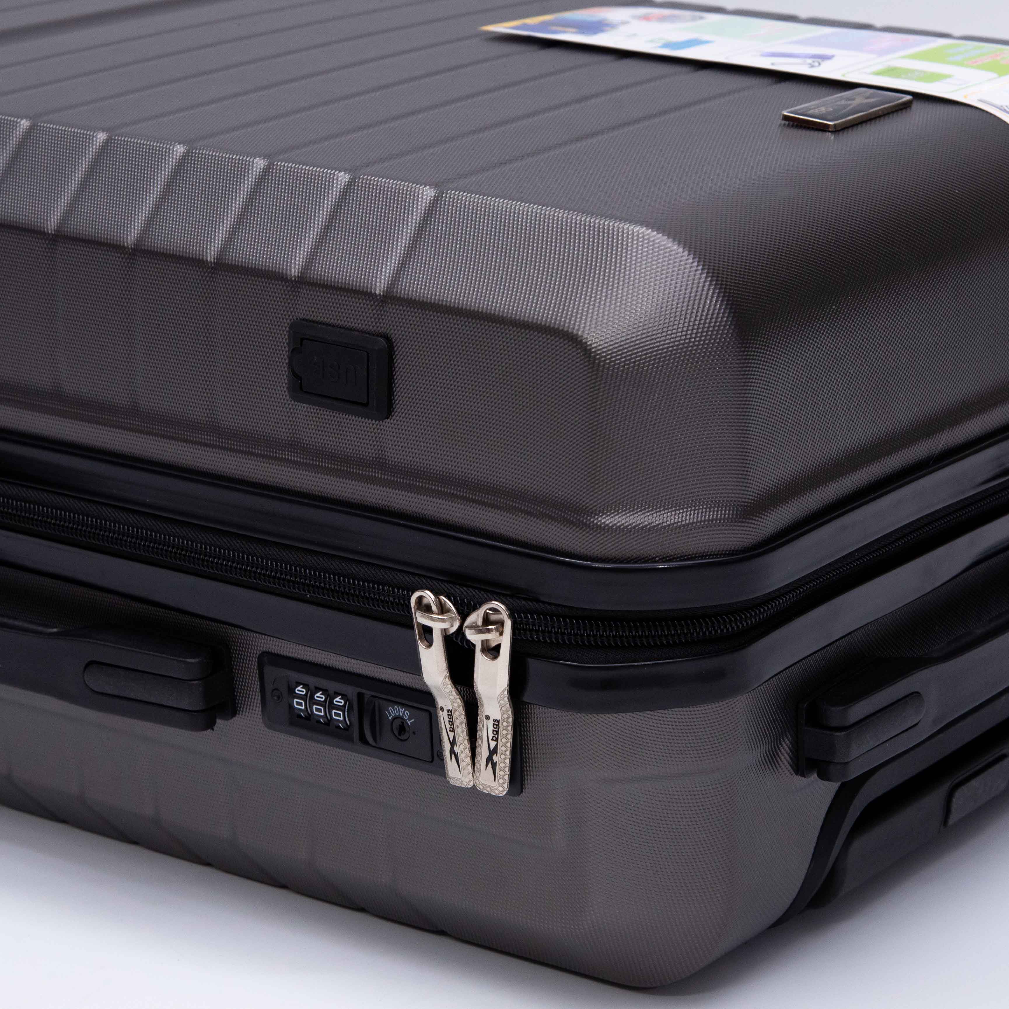 Vali xách tay Xbags 6104 Dark Titan Pro màu xám chì có công sạc USB khoá TSA