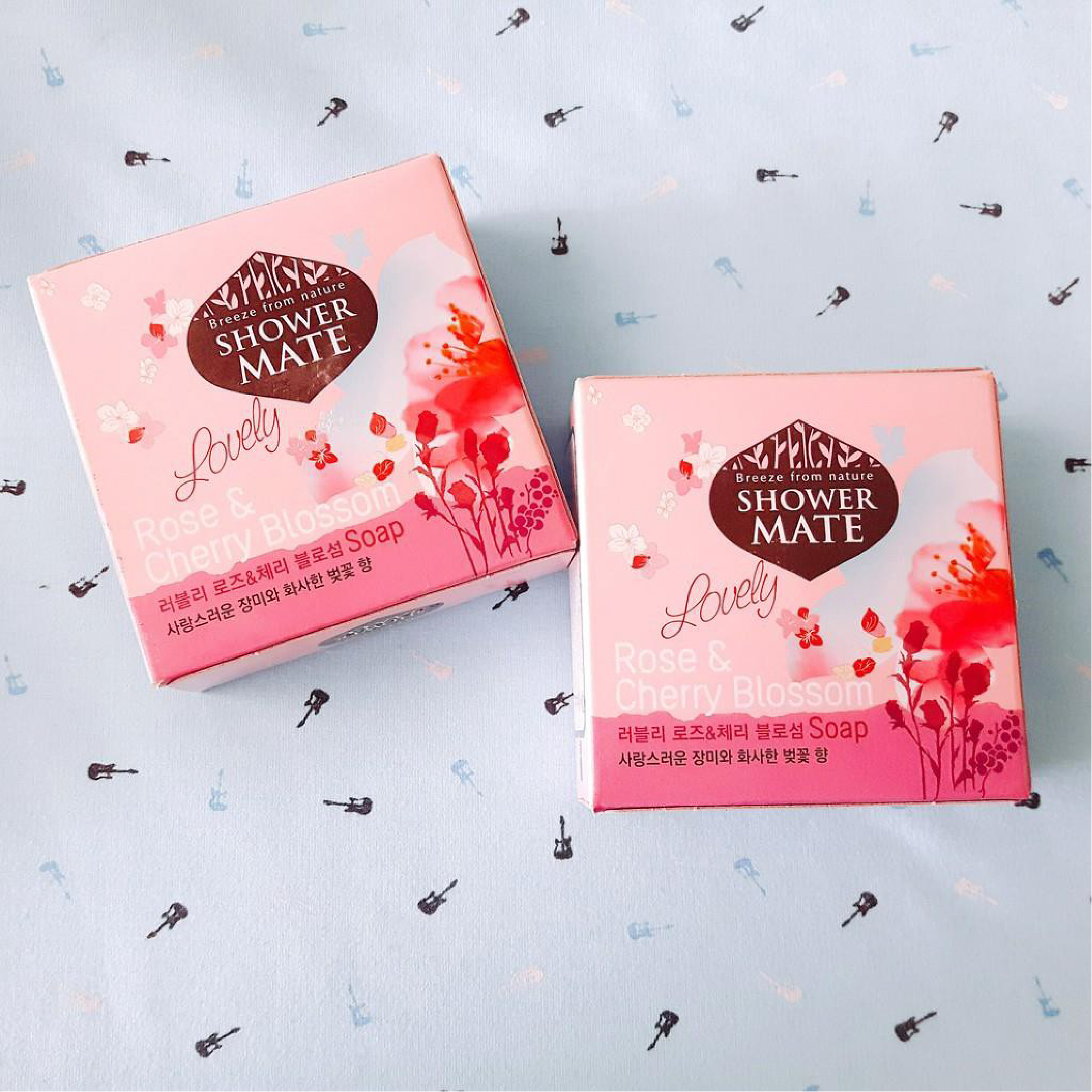 Xà bông tắm dưỡng da cao cấp giúp da mịn màng và làm sạch da SHOWERMATE Rose &amp; Cherry Blossom 100g - Hàn Quốc Chính Hãng