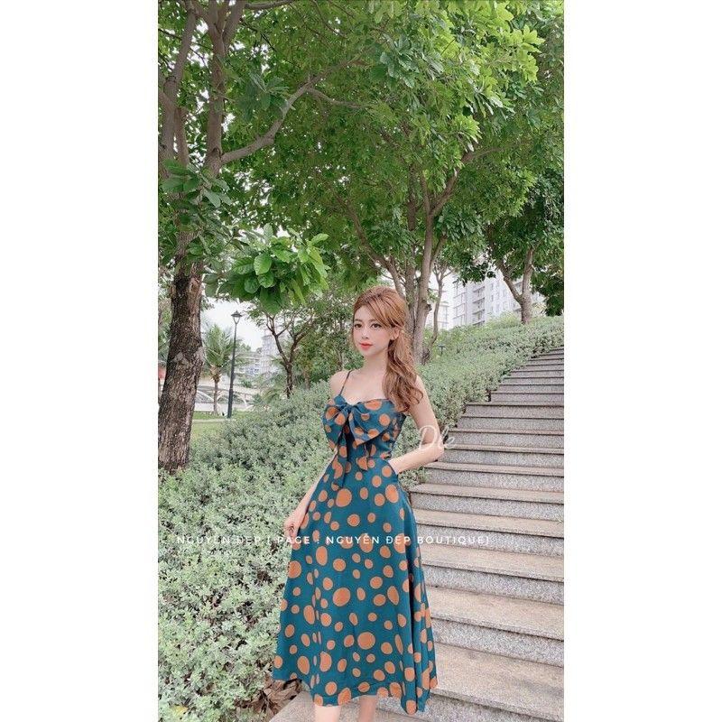 Đầm 2 dây xoè chấm bi