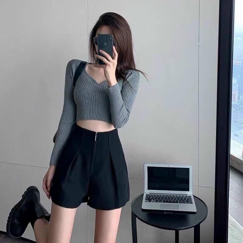 Quần short nữ lưng cao, cạp cao liền khóa trước (khóa đồng giữa