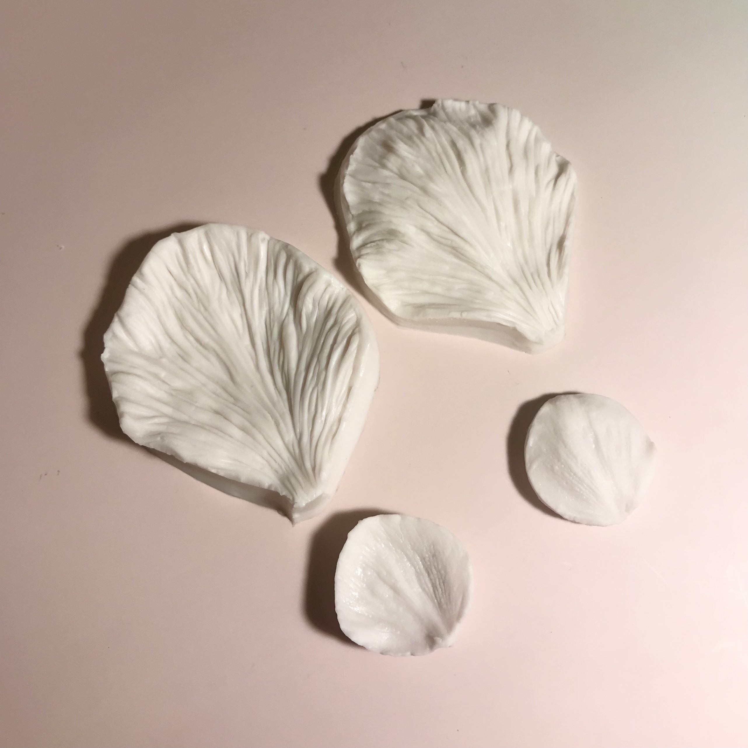 Khuôn silicon nhấn tạo hình cánh hoa mẫu đơn trang trí bánh, hoa đất sét Nhật Bản