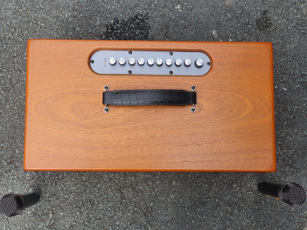 Loa bluetooth xách tay karaoke MTMAX B53 bass 20cm kèm 2 micro không dây có đủ reverb echo delay thiết kế vỏ gỗ sang hàng chính hãng