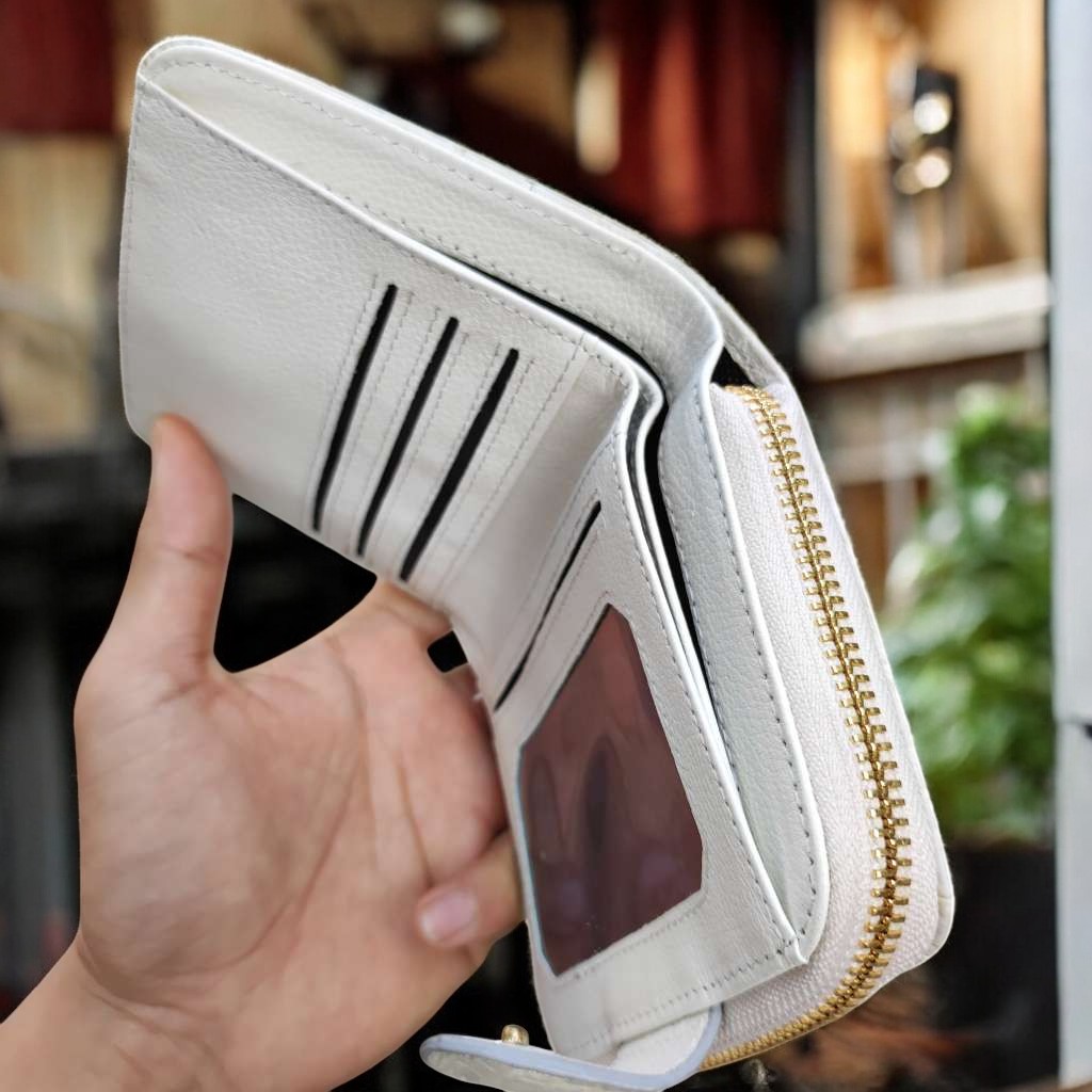 Ví nữ cầm tay nhiều ngăn Da bụng cá sấu bạch tạng!