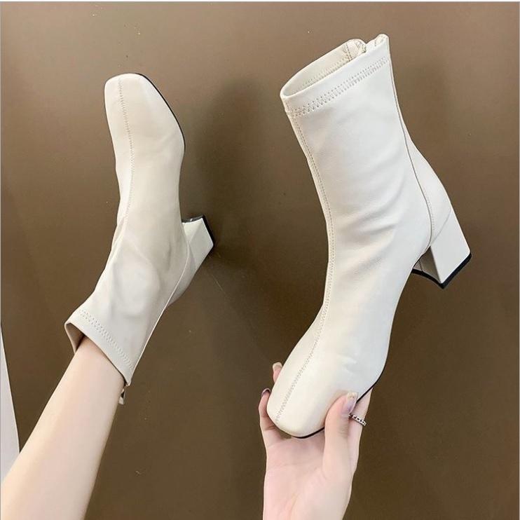 Giày Bốt Da Mềm Nữ Cao Cổ Lót Nỉ Khóa Sau Cao Cấp Gót Vuông Cao 5 Phân - GN397