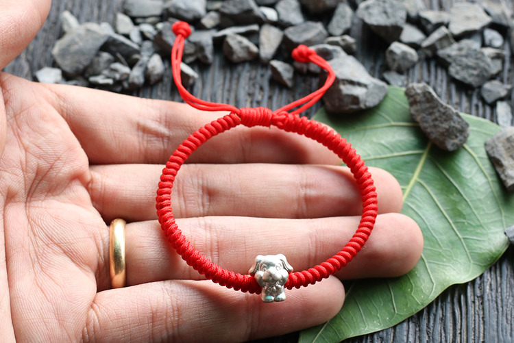 Vòng Tay Kết Dây Tuổi Tuất Ngọc Quý Gemstones