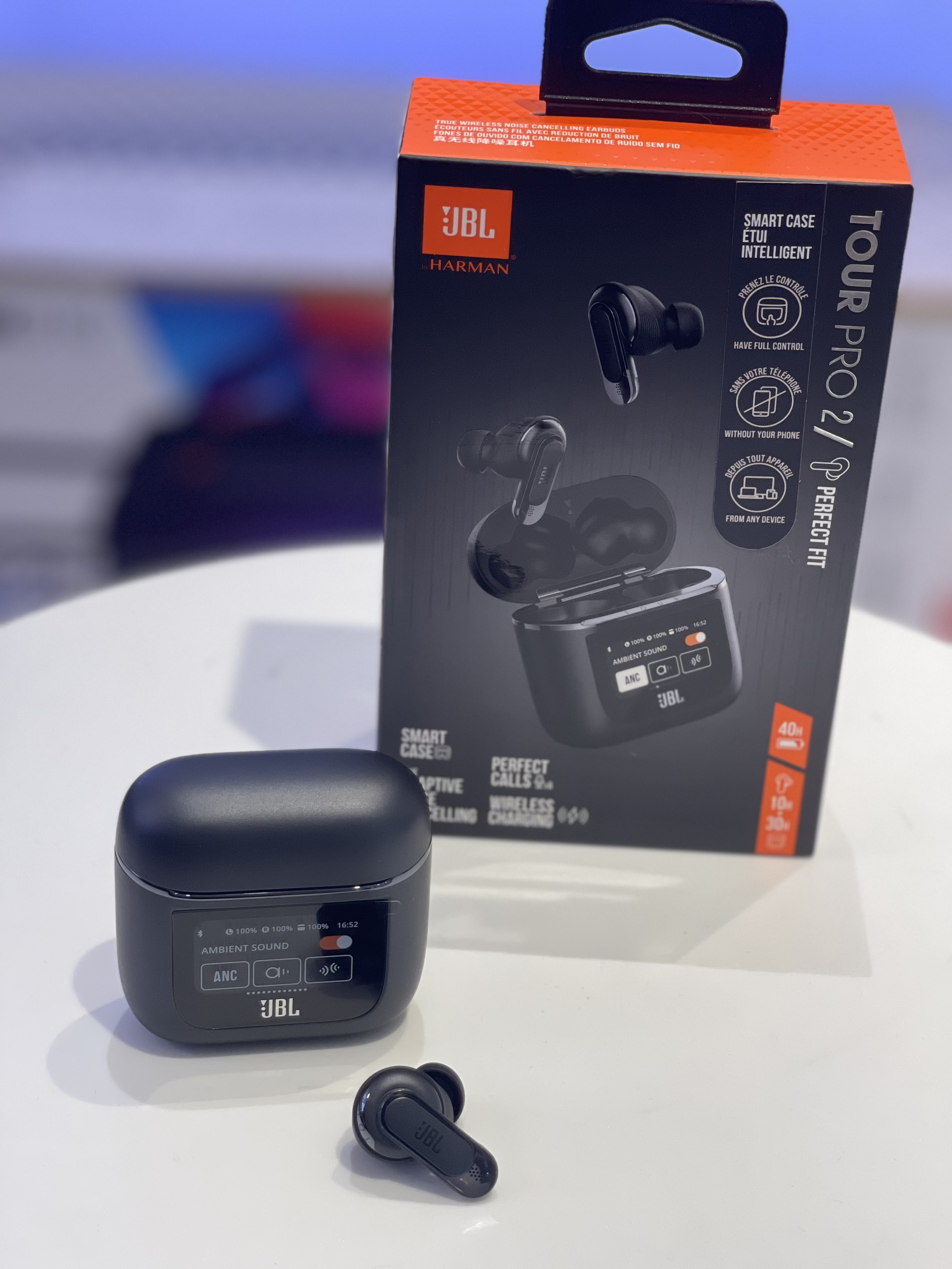 Tai nghe JBL Tour Pro 2-  hàng Chính hãng