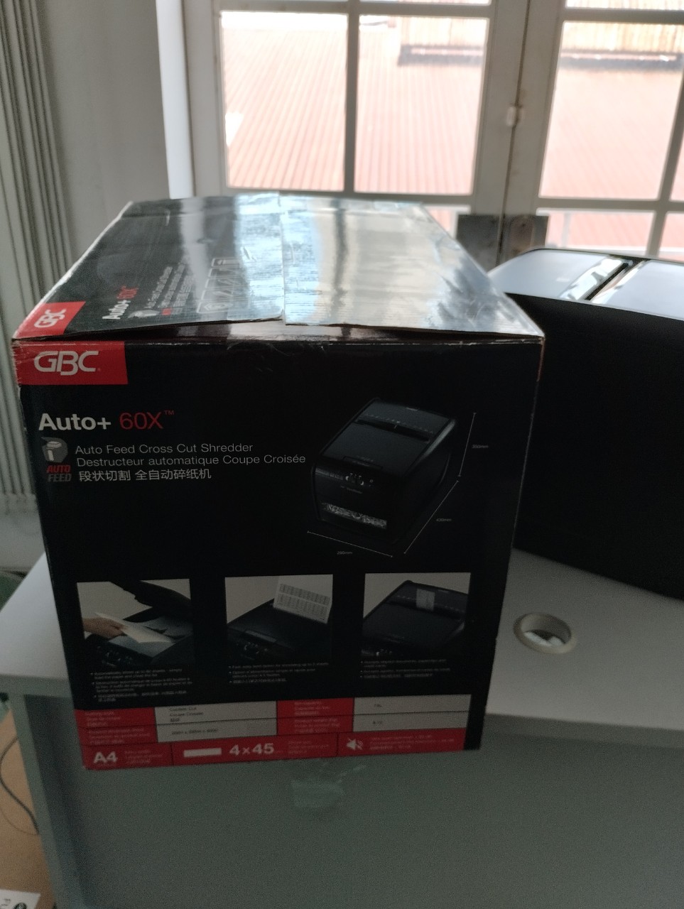 Máy Hủy Giấy GBC Auto 60X