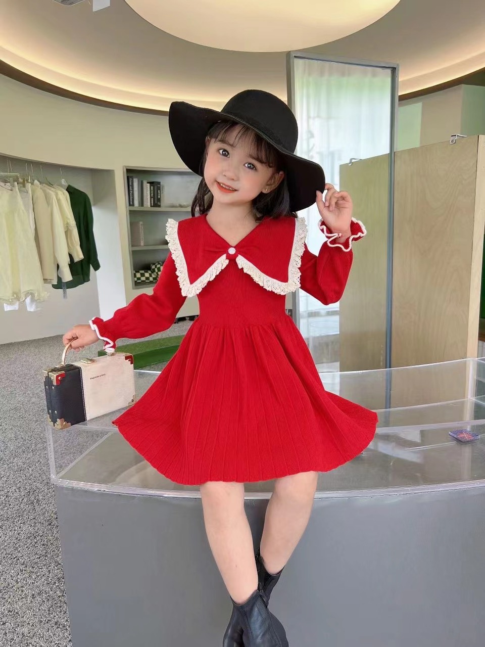 Váy len bé gái 2-7 tuổi cổ phối diềm ren. Đầm len cho bé cao cấp thời trang đanh sợi không bai xù