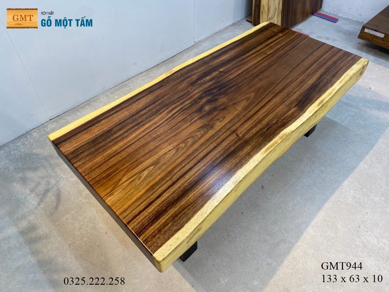 Bàn Gỗ Me Tây Nguyên Tấm, Bàn Cafe Gỗ Me Tây, Bàn Sofa Gỗ Me Tây Dài 1,33m Rộng 63cm Dày 10cm