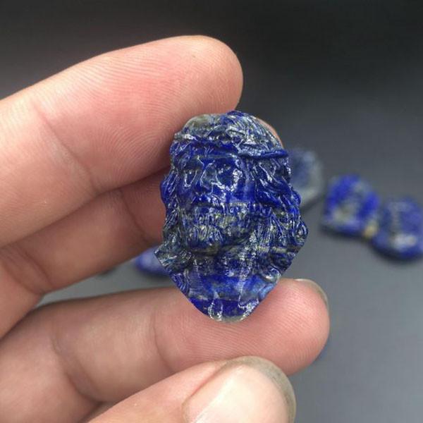 Mặt dây chuyền Chúa Giesu mão gai đá lapis lazuli CP366